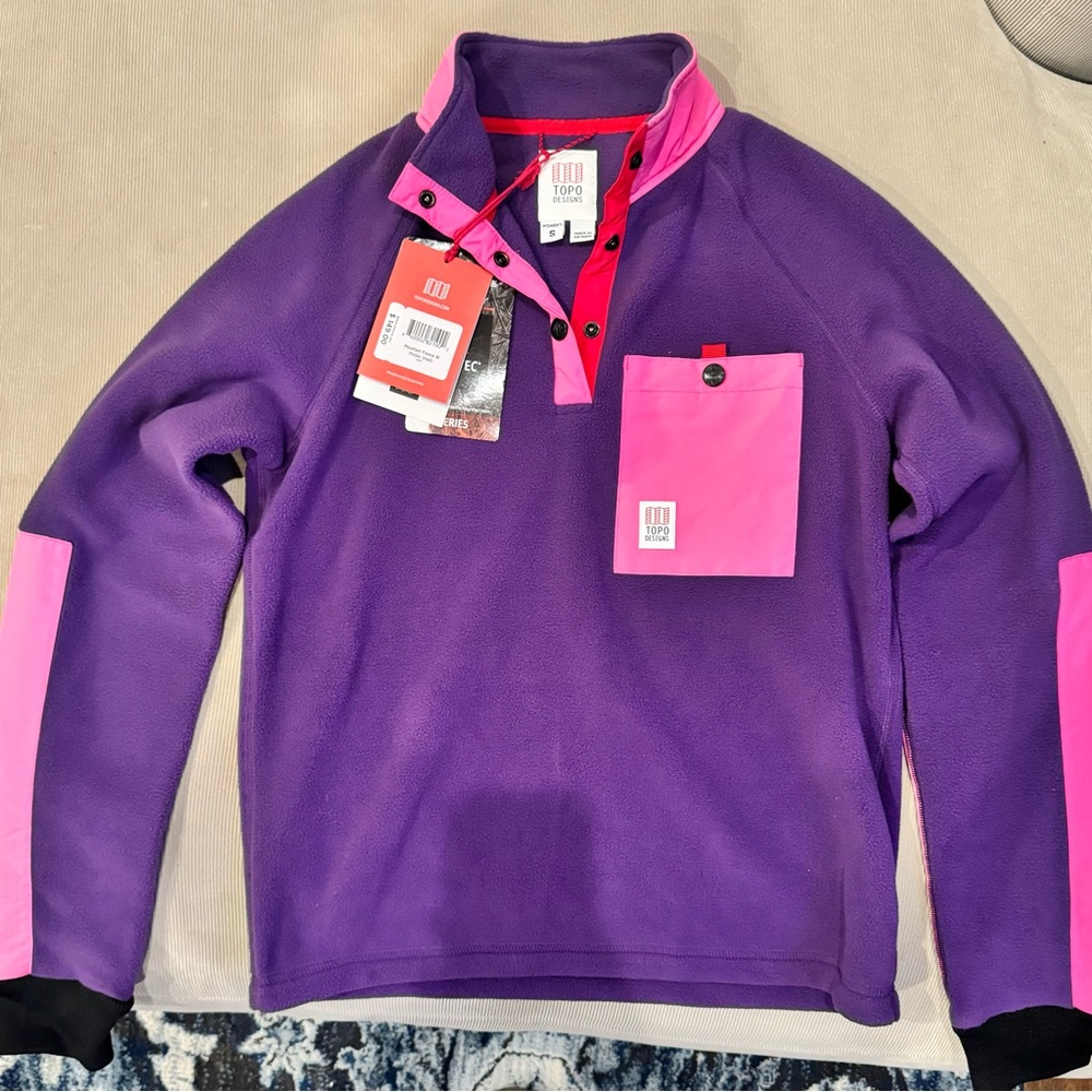 NWT - defective (sun fading spots) Women's Topo Designs Mountain Fleece - Small
